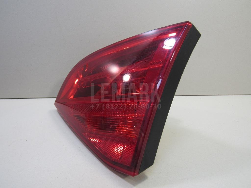 Фонарь задний внутренний правый