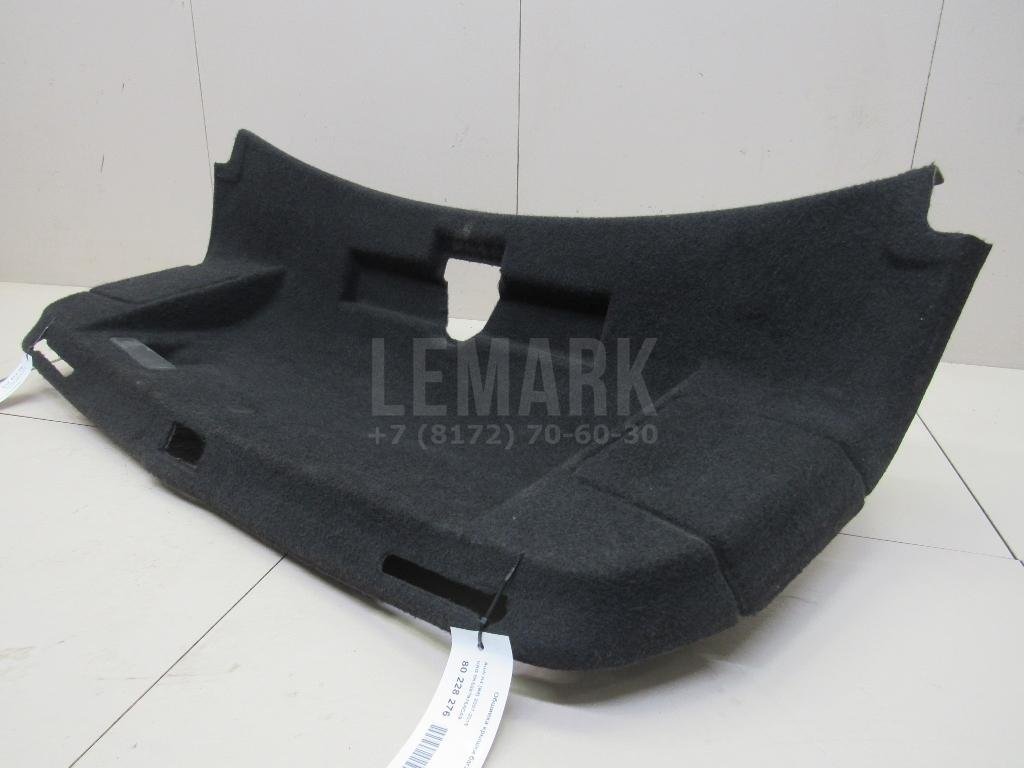 Обшивка крышки багажника