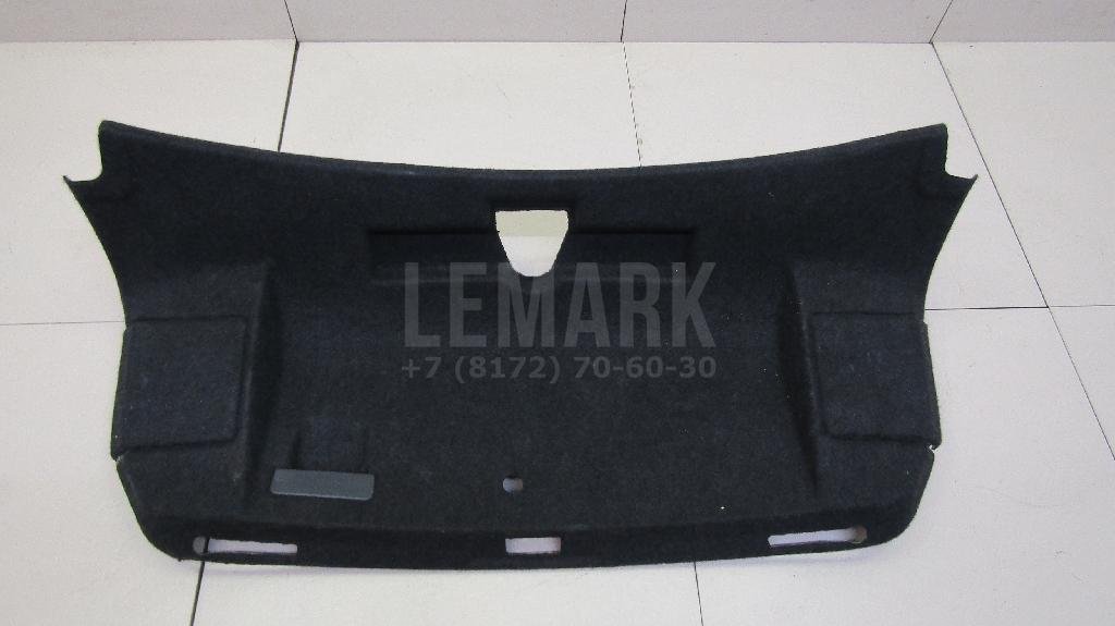 Обшивка крышки багажника