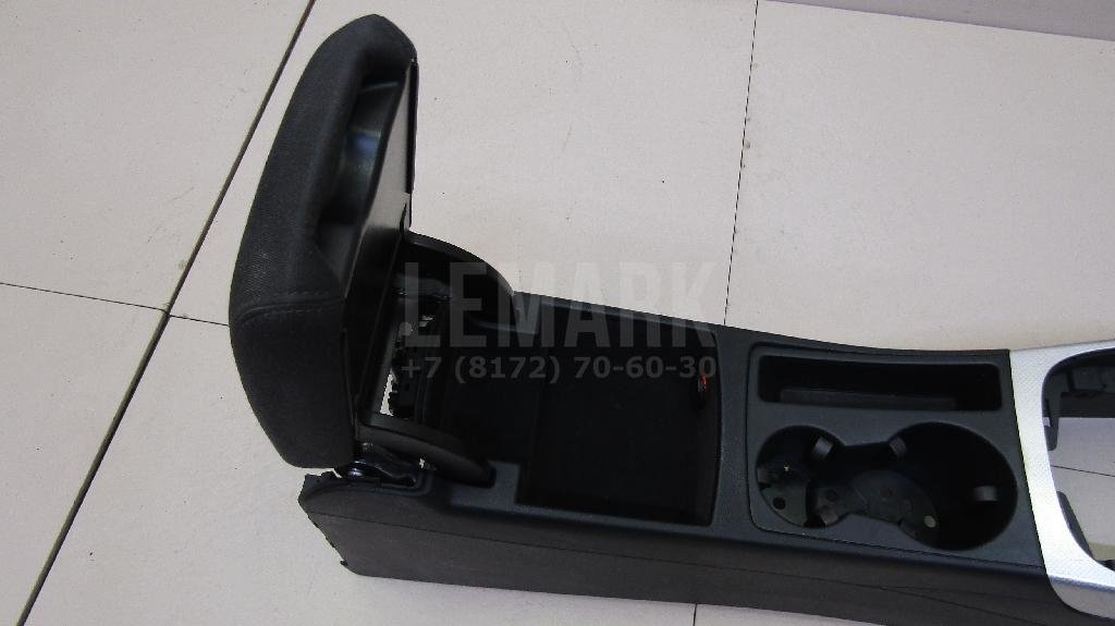 Подлокотник