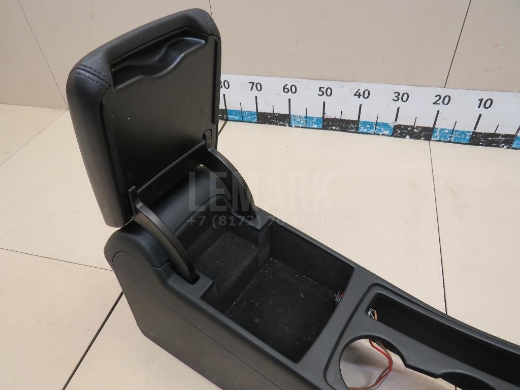 Подлокотник