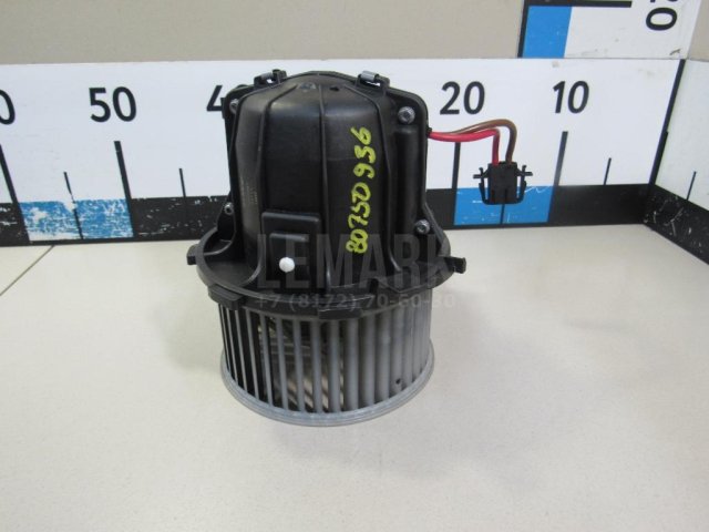 Моторчик отопителя