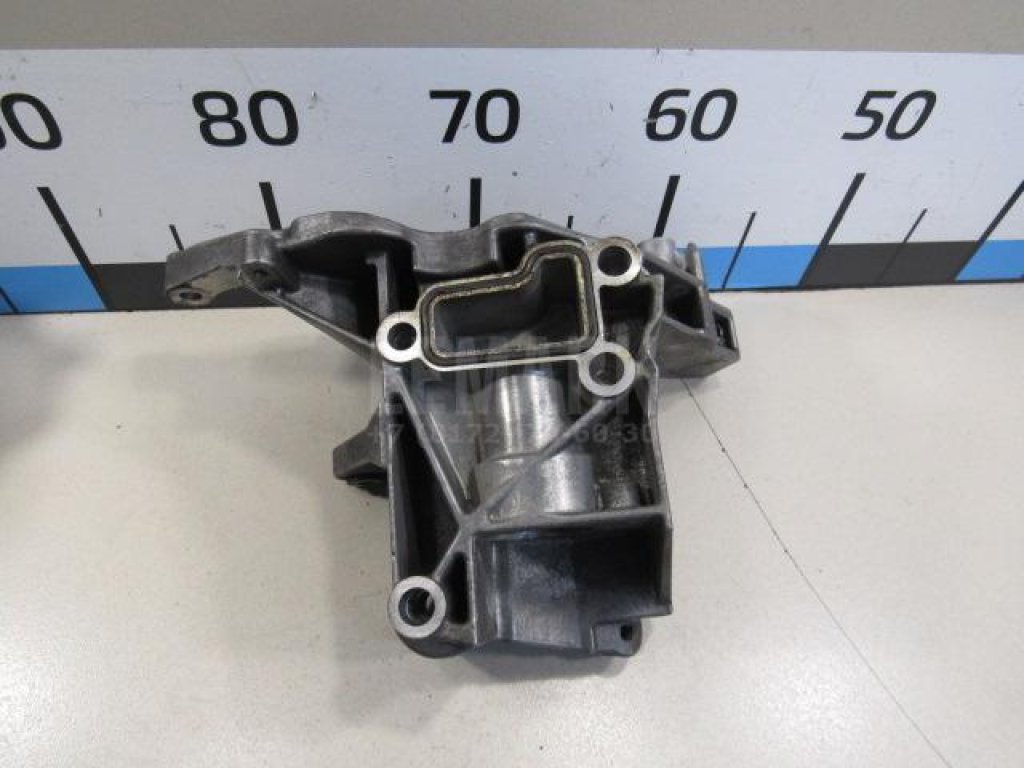 Кронштейн гидроусилителя для  Audi A4 [B9] 2015