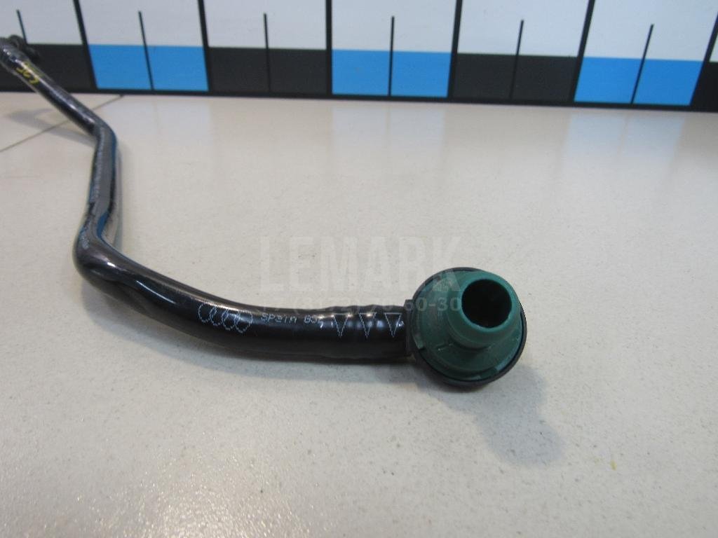 Шланг вакуумного усилителя тормоза