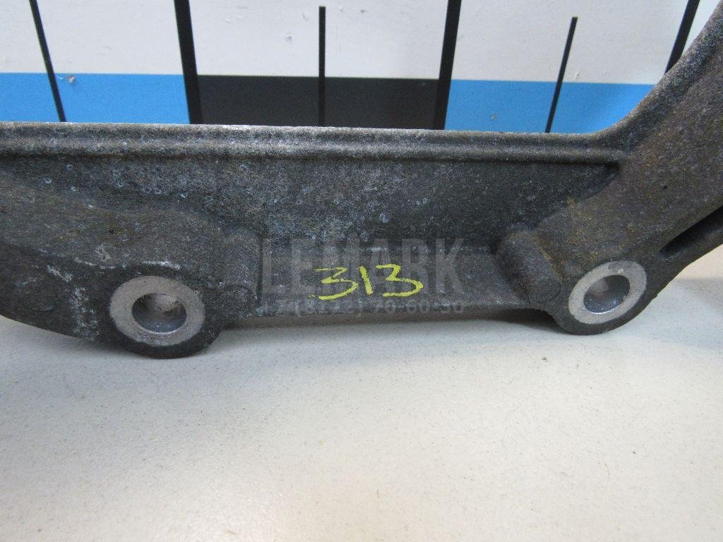 Кронштейн редуктора