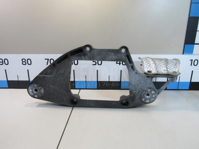 Кронштейн редуктора