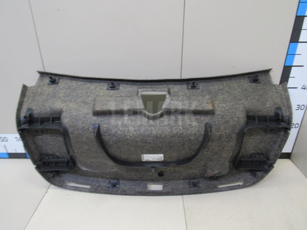 Обшивка крышки багажника