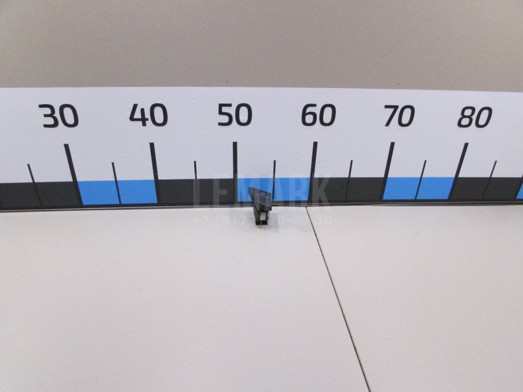 Кнопка центрального замка