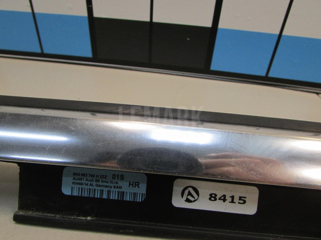 Накладка стекла заднего правого