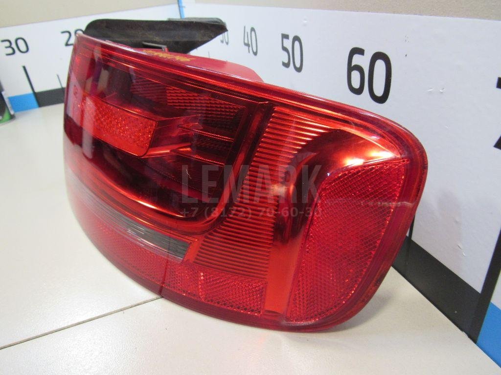 Фонарь задний наружный правый