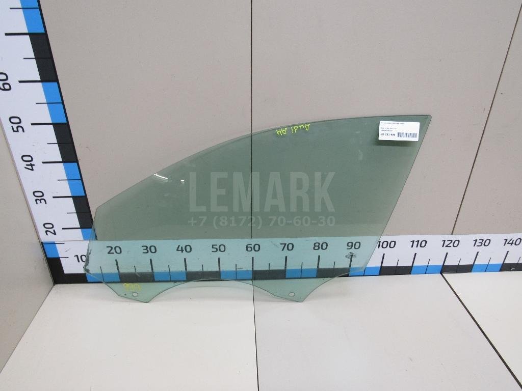 Стекло двери передней левой