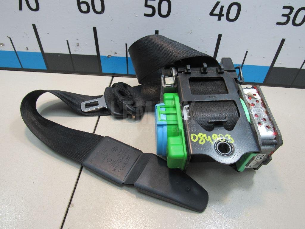 Ремень безопасности с пиропатроном