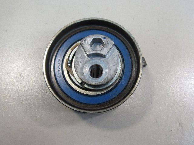 Ролик-натяжитель ручейкового ремня