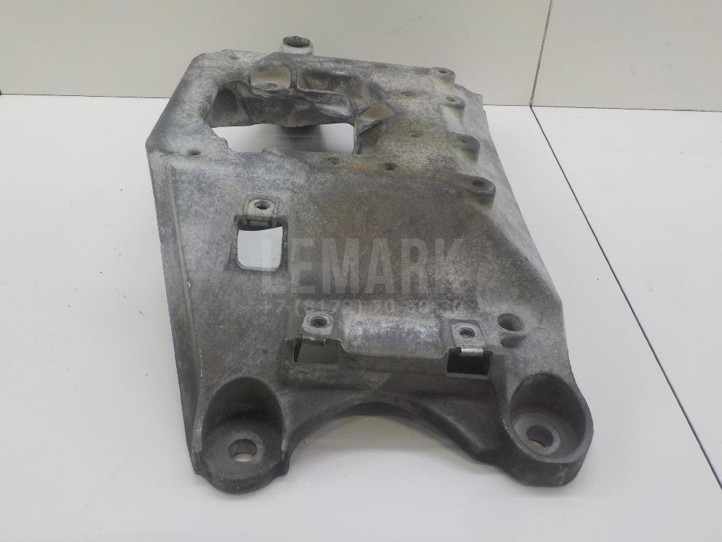 Кронштейн КПП для  Acura RSX 2001-2006