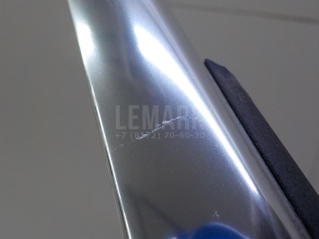 Накладка стекла переднего левого