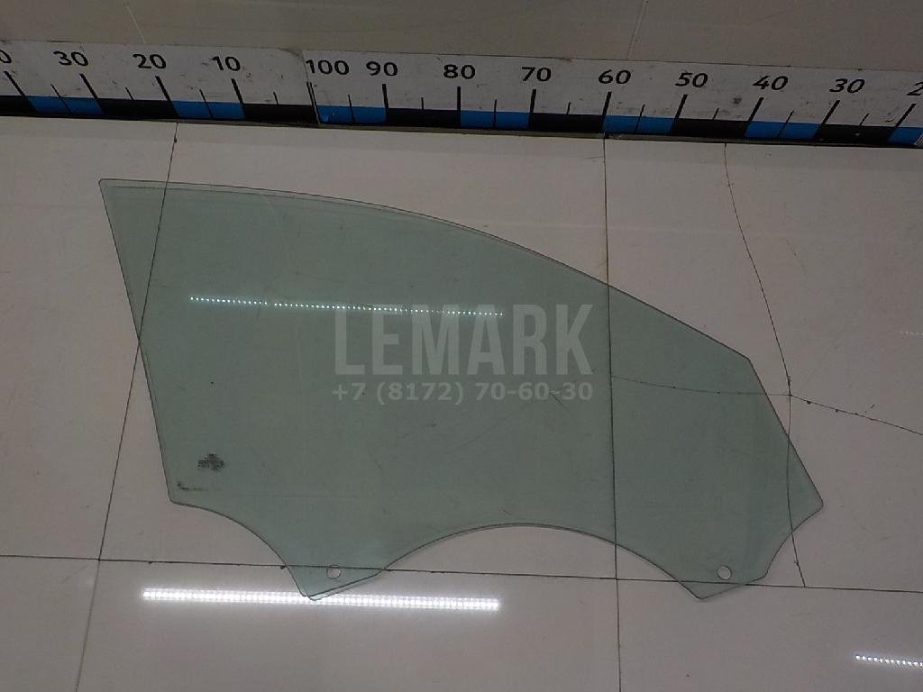 Стекло двери передней левой