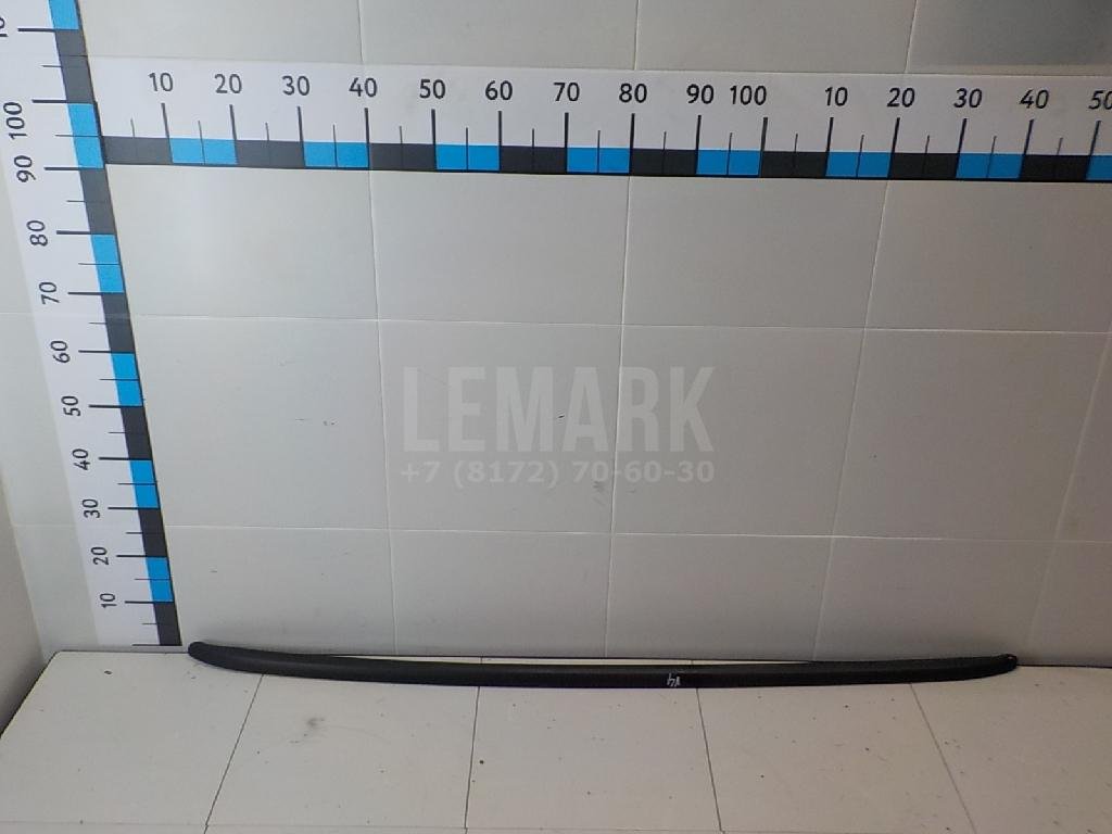 Рейлинг правый (планка на крышу)