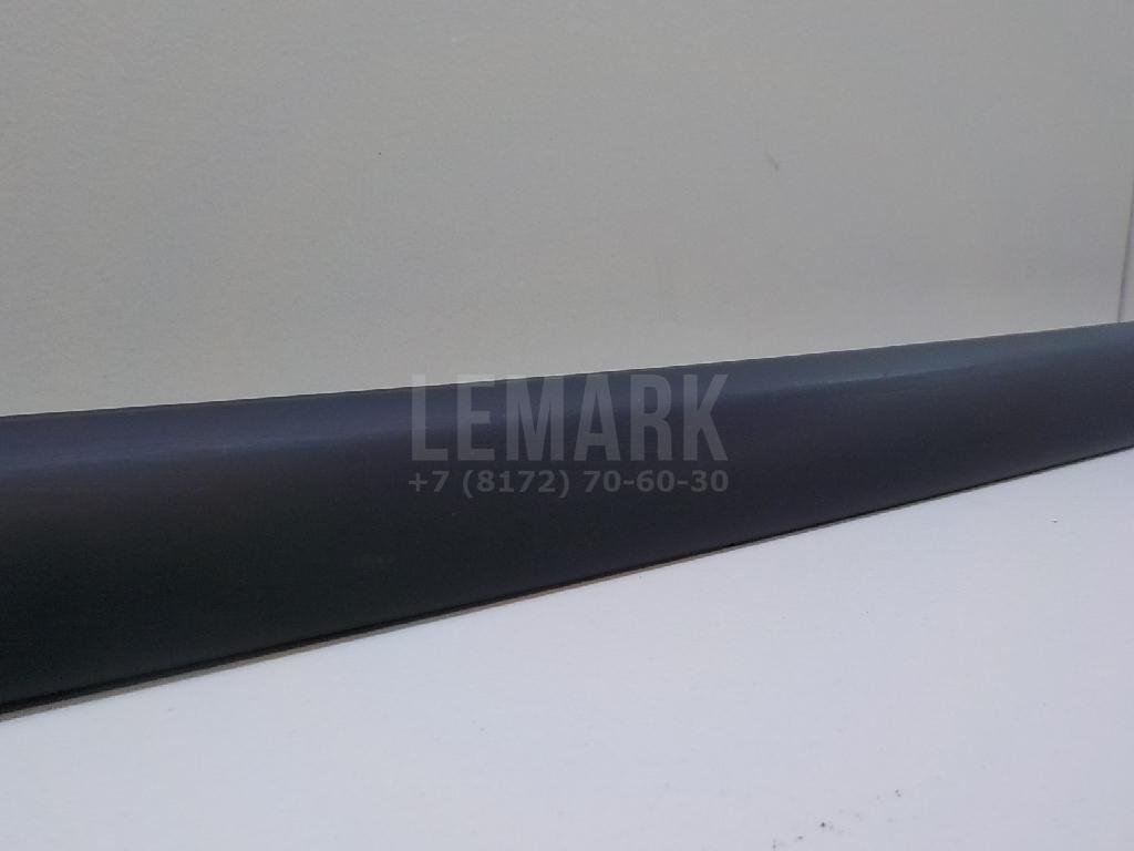 Рейлинг правый (планка на крышу)