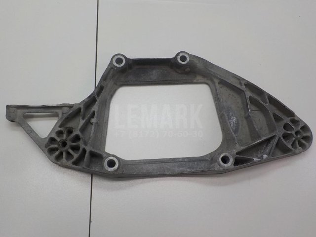 Кронштейн редуктора