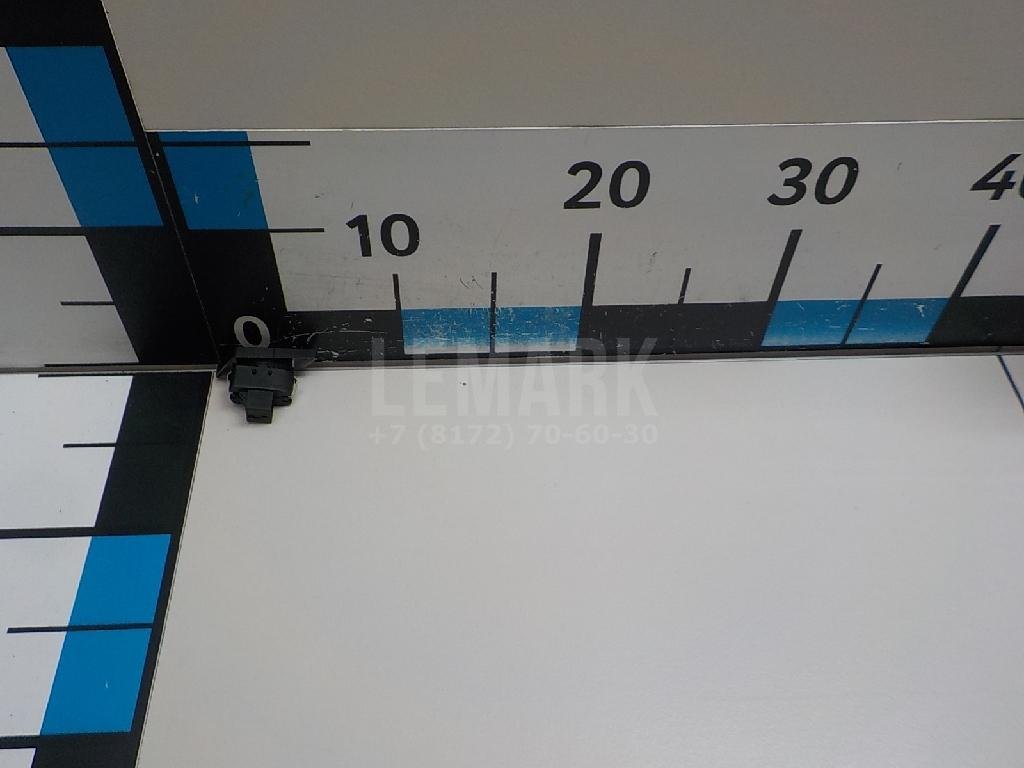 Кнопка центрального замка