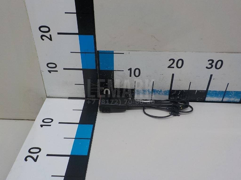 Ответная часть ремня безопасности