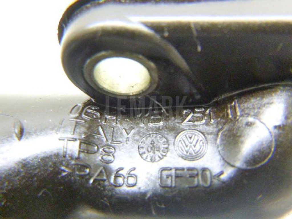 Маслозаборник