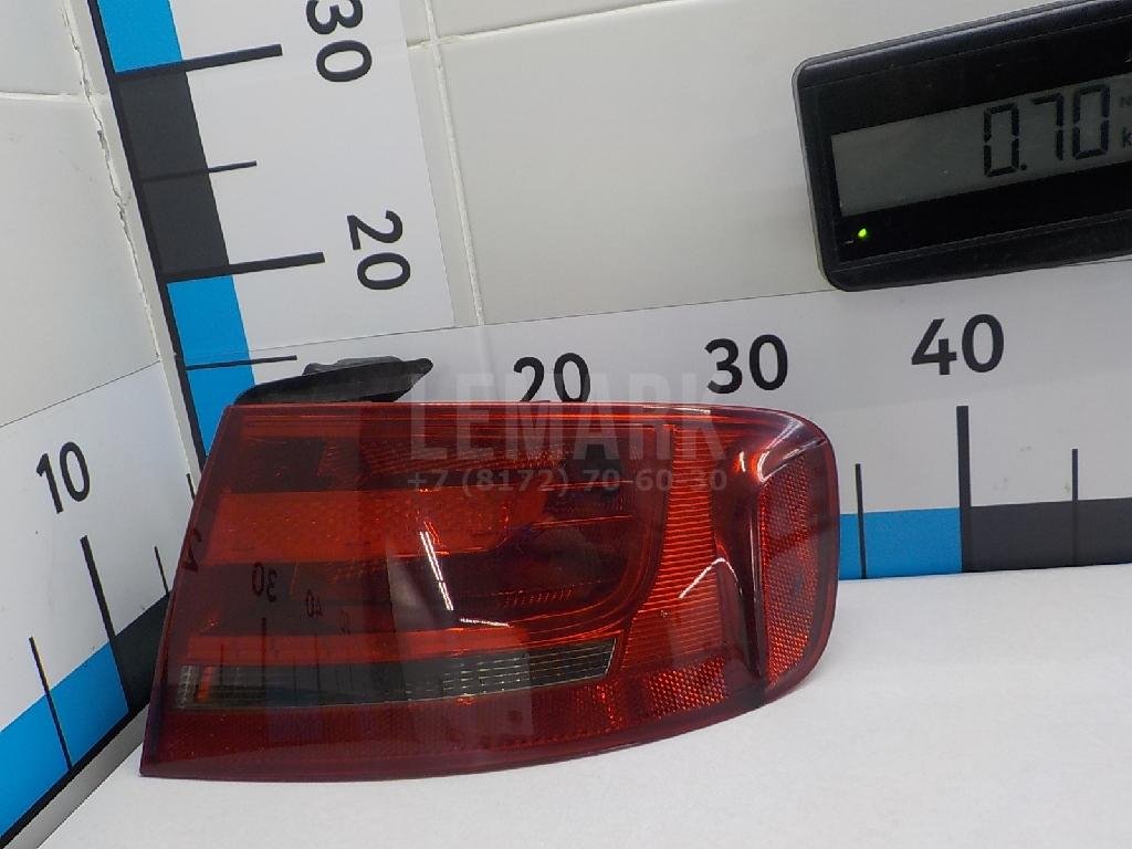 Фонарь задний наружный правый
