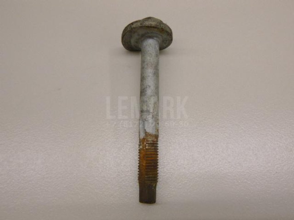 Болт развала задних колес