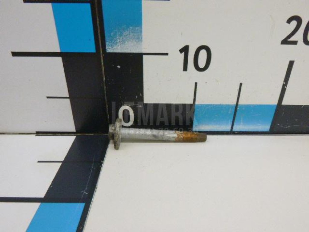 Болт развала задних колес