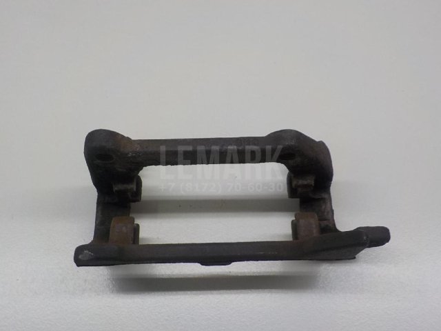 Скоба суппорта заднего левого