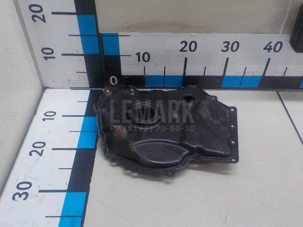 Крышка двигателя передняя