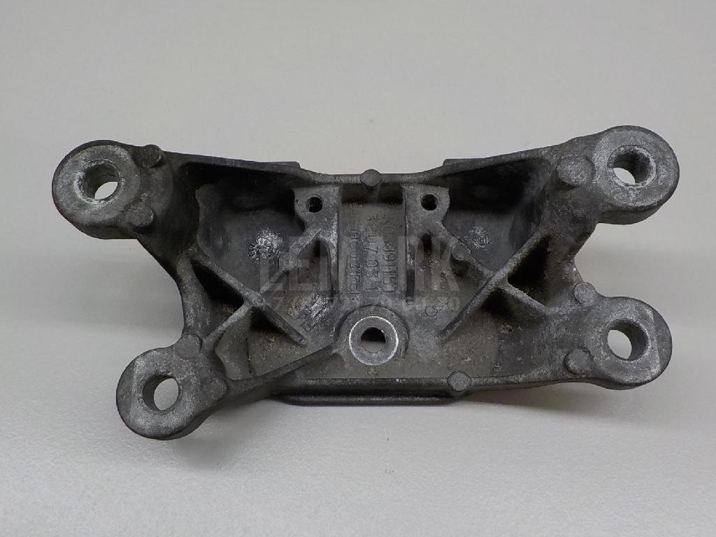 Кронштейн КПП