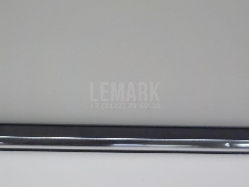 Накладка стекла переднего левого