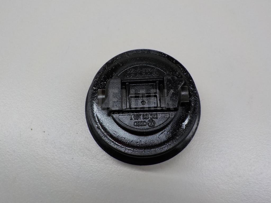 Крышка маслозаливной горловины