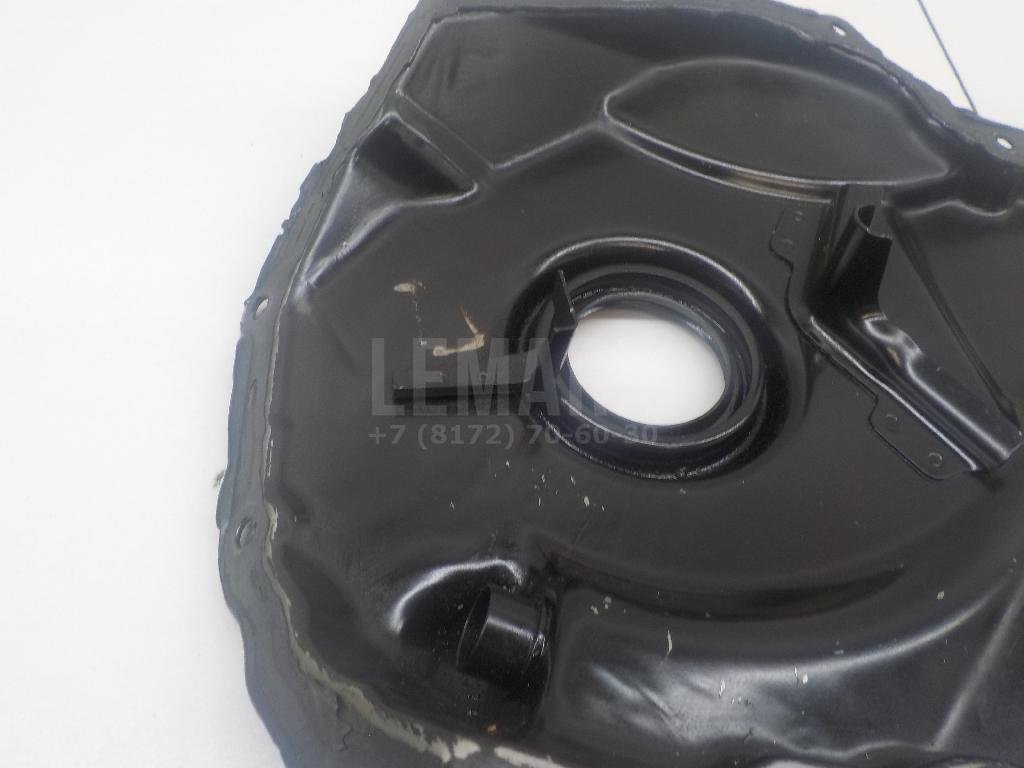 Крышка двигателя передняя