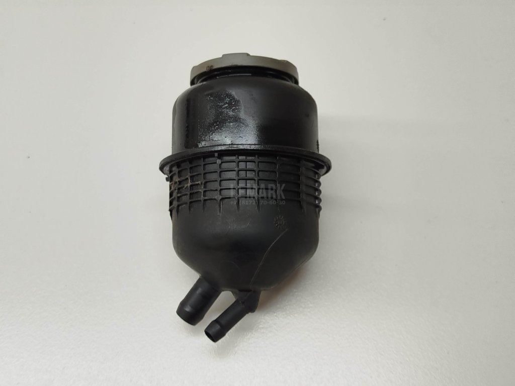 Бачок гидроусилителя