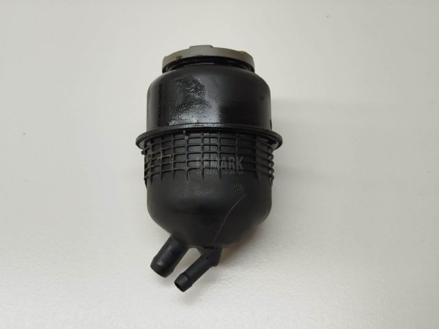 Бачок гидроусилителя