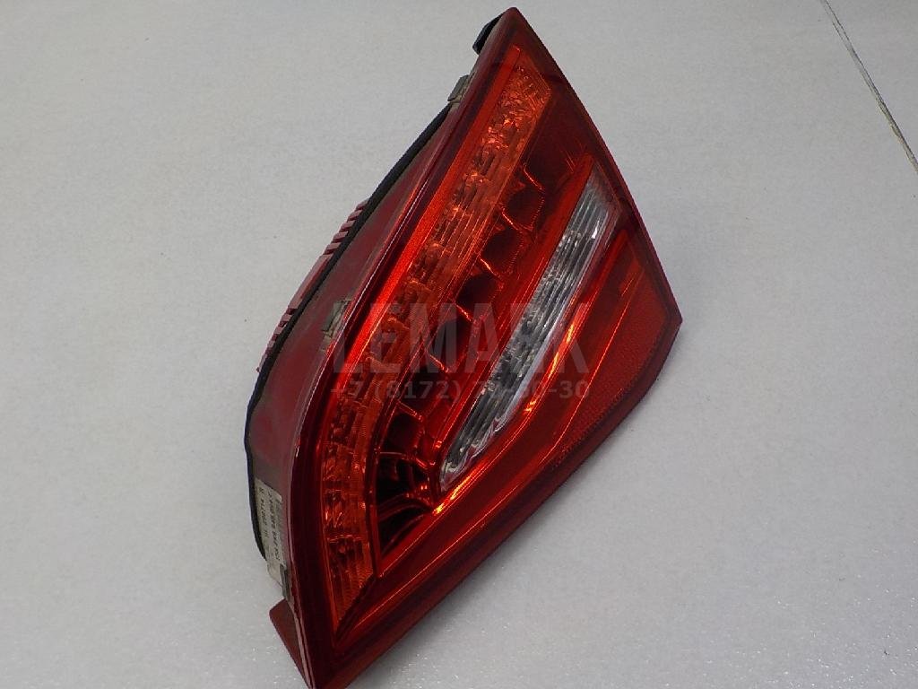 Фонарь задний внутренний правый
