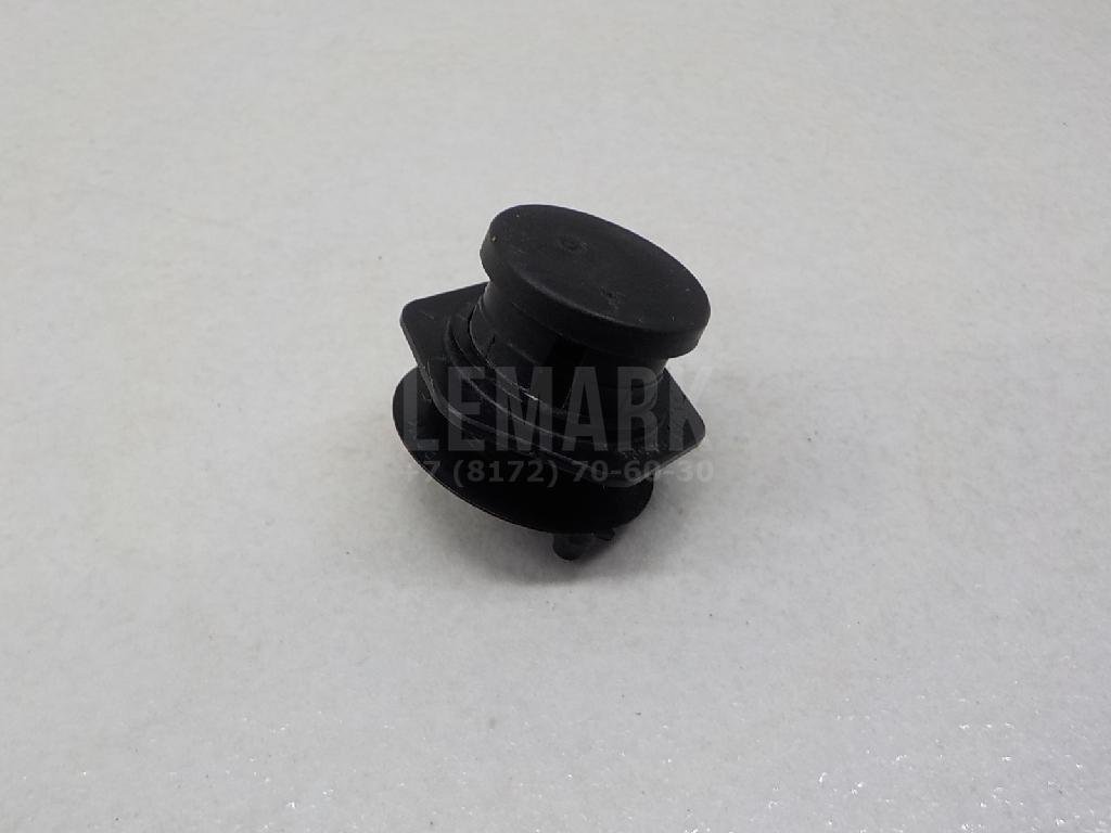 Отбойник капота