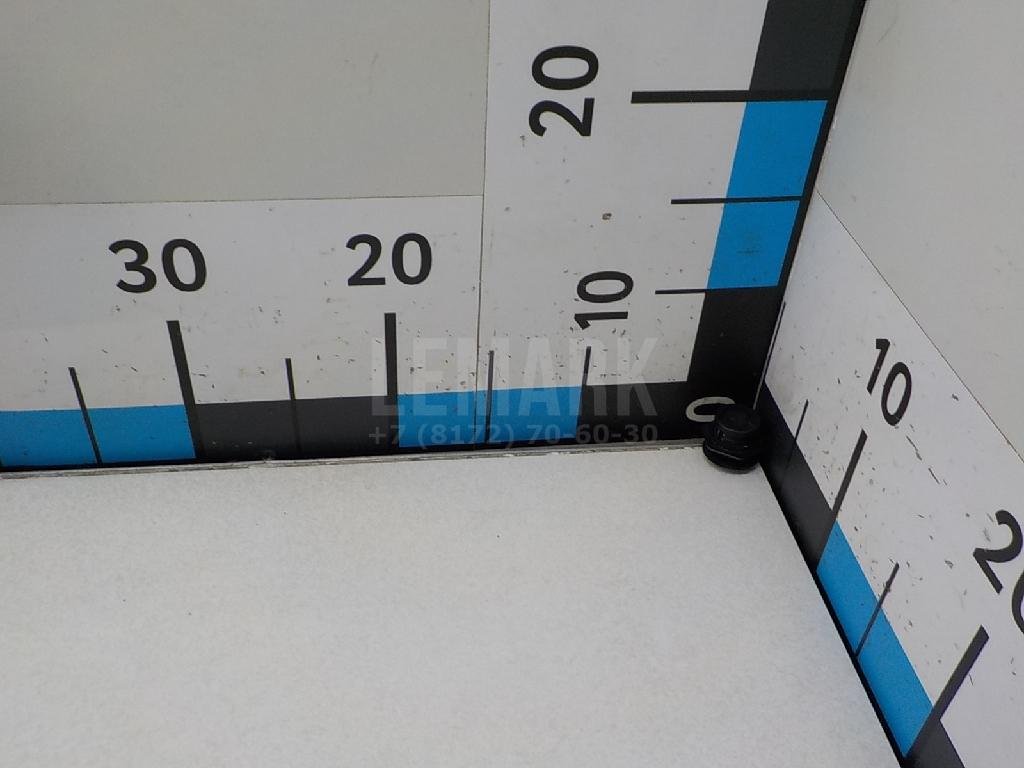 Отбойник капота