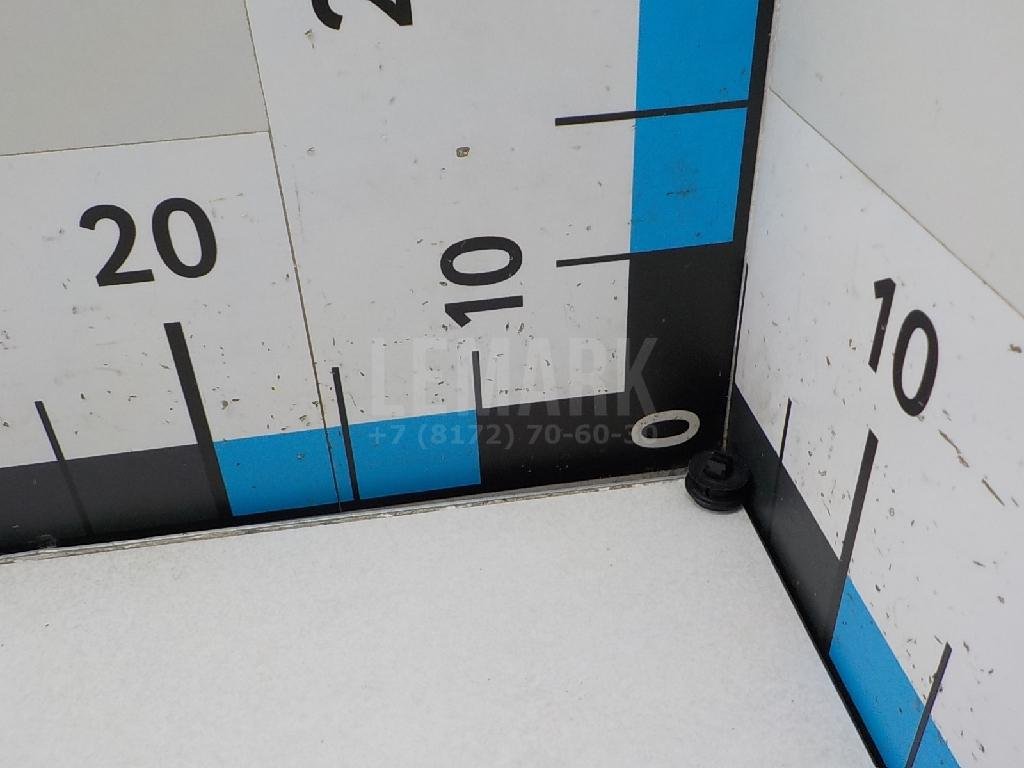 Отбойник капота