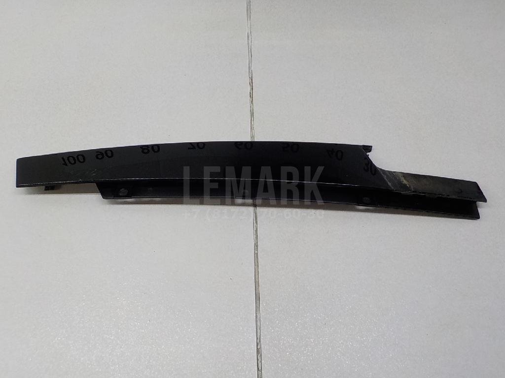 Накладка двери передней левой