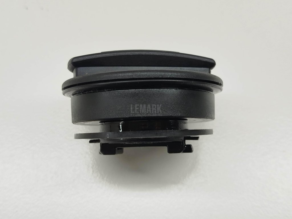 Крышка маслозаливной горловины