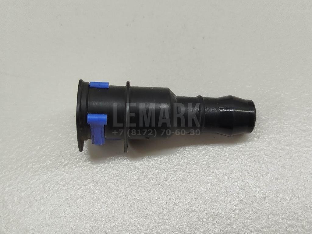 Штуцер трубки омывателя