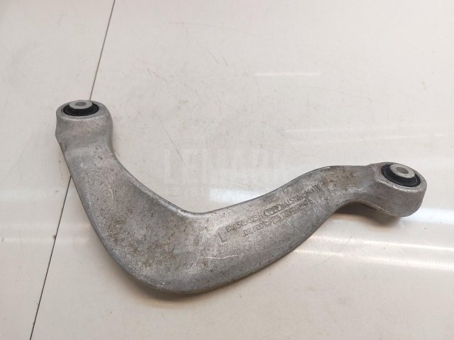 Рычаг задний верхний левый