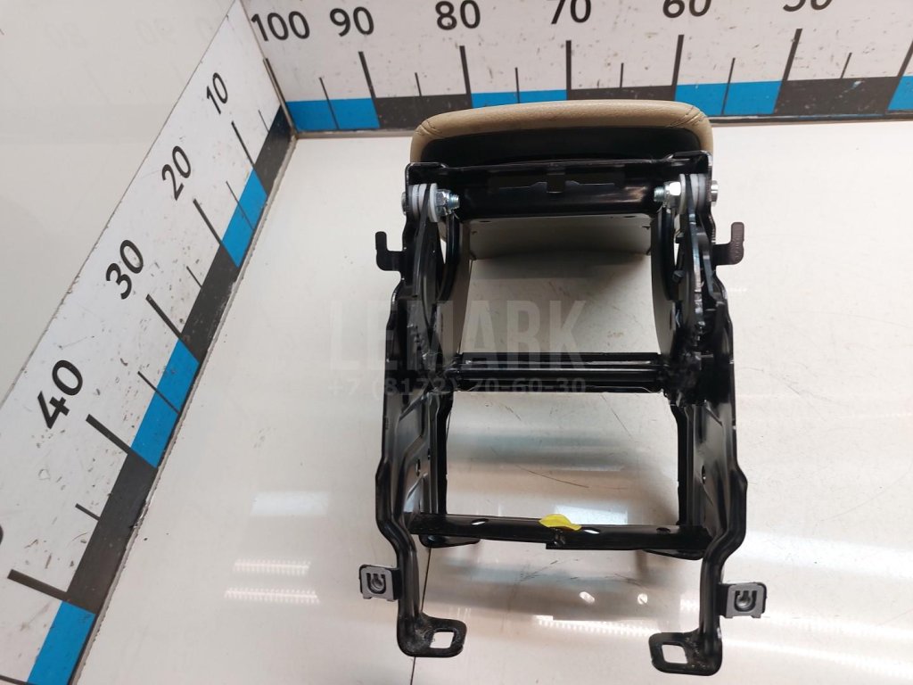 Подлокотник