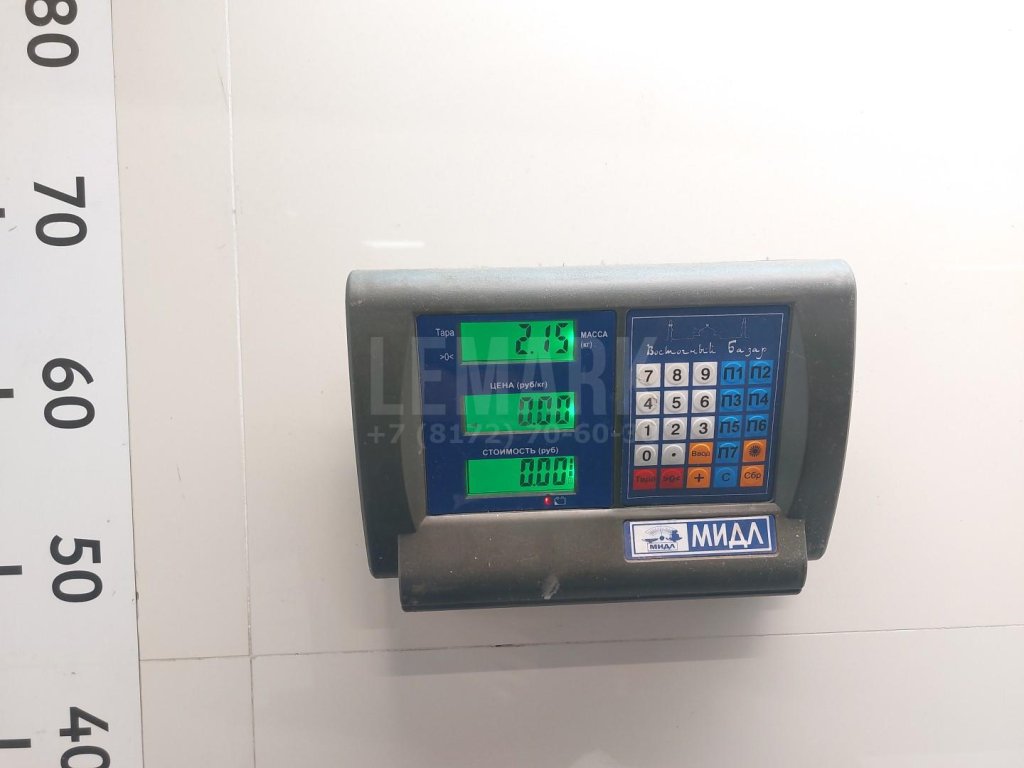 Обшивка двери задней правой