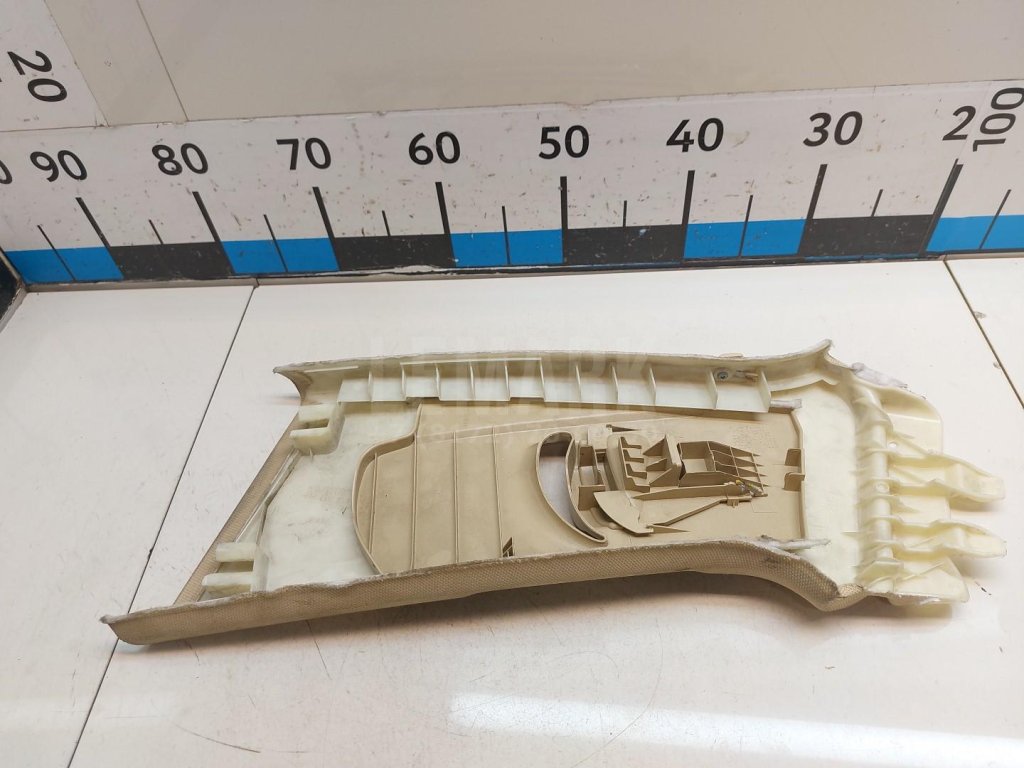 Обшивка стойки