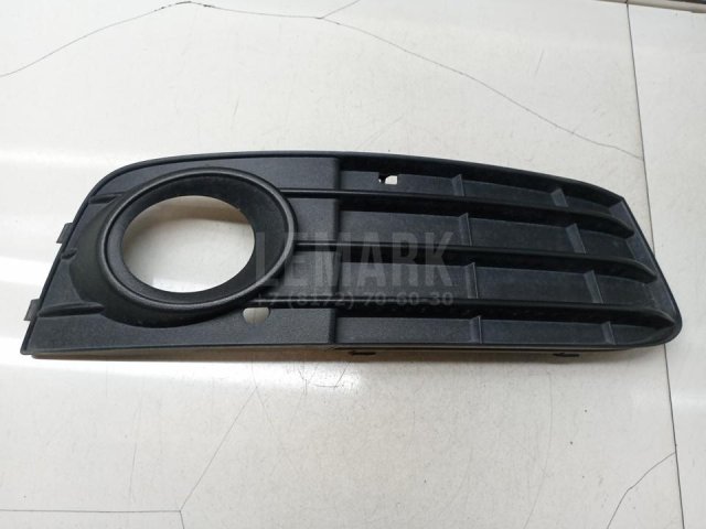 Решетка в бампер правая