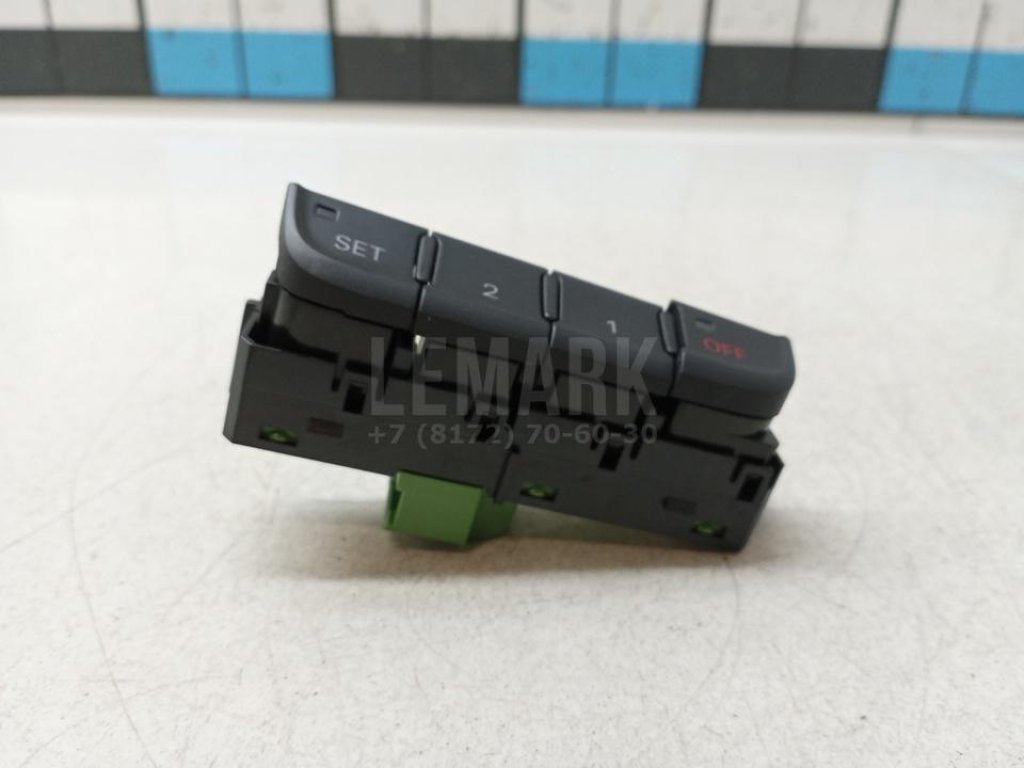 Блок кнопок управления сиденьем